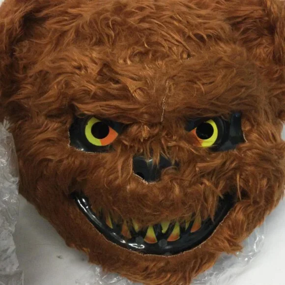 Special Lot of 4 Halloween monster mask set be bad bunny